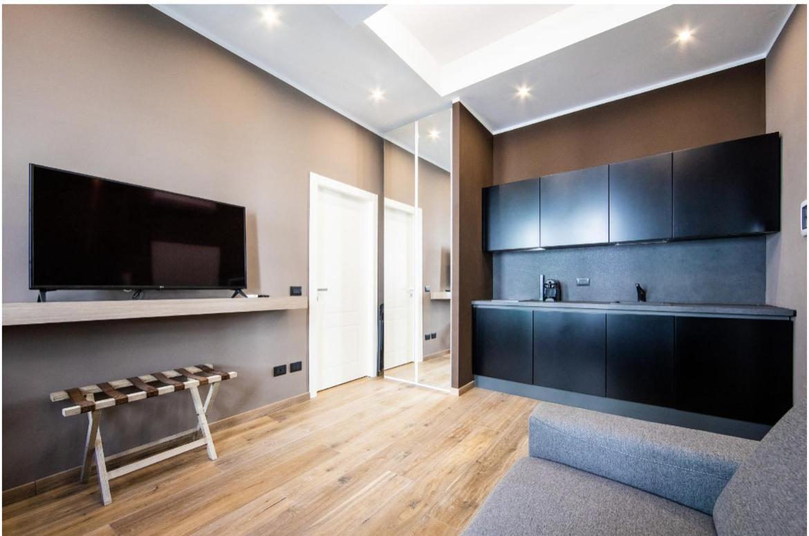 New Amazing Bilo Apartment In The Heart Of Milan From Moscova Suites Apartments Group Bagian luar foto