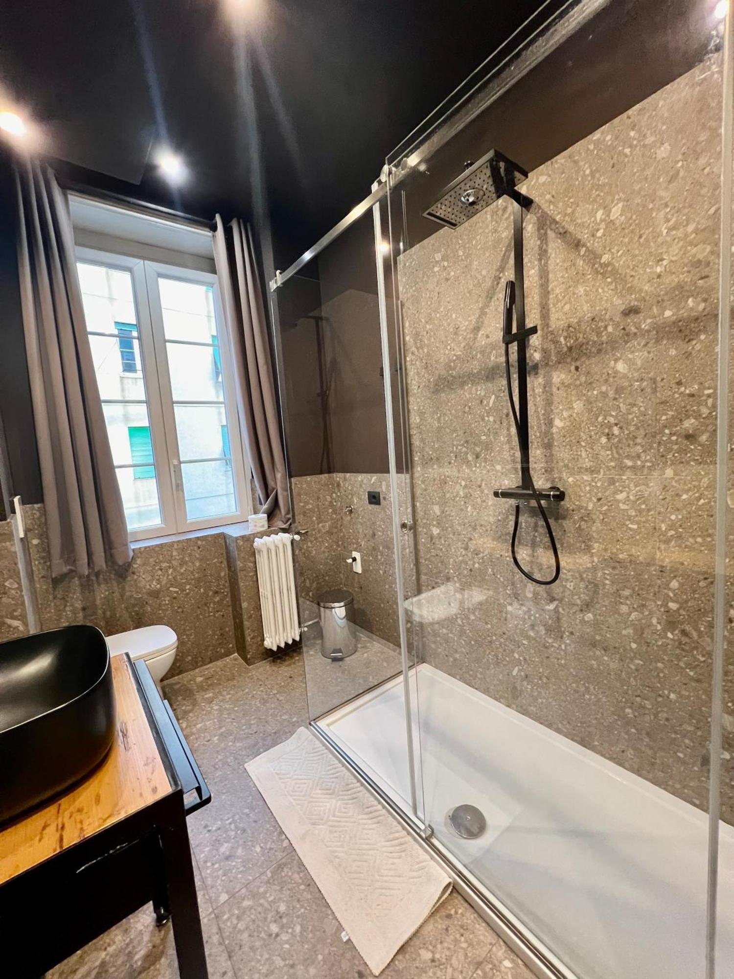 New Amazing Bilo Apartment In The Heart Of Milan From Moscova Suites Apartments Group Bagian luar foto